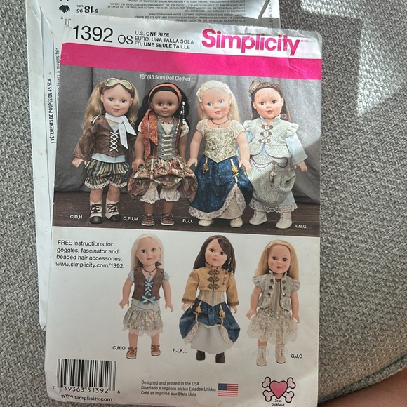 4 simplicity doll clothes patterns - Picture 3 of 7